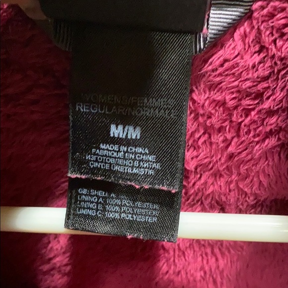 Pink Fuzzy Northeface - Picture 3 of 5